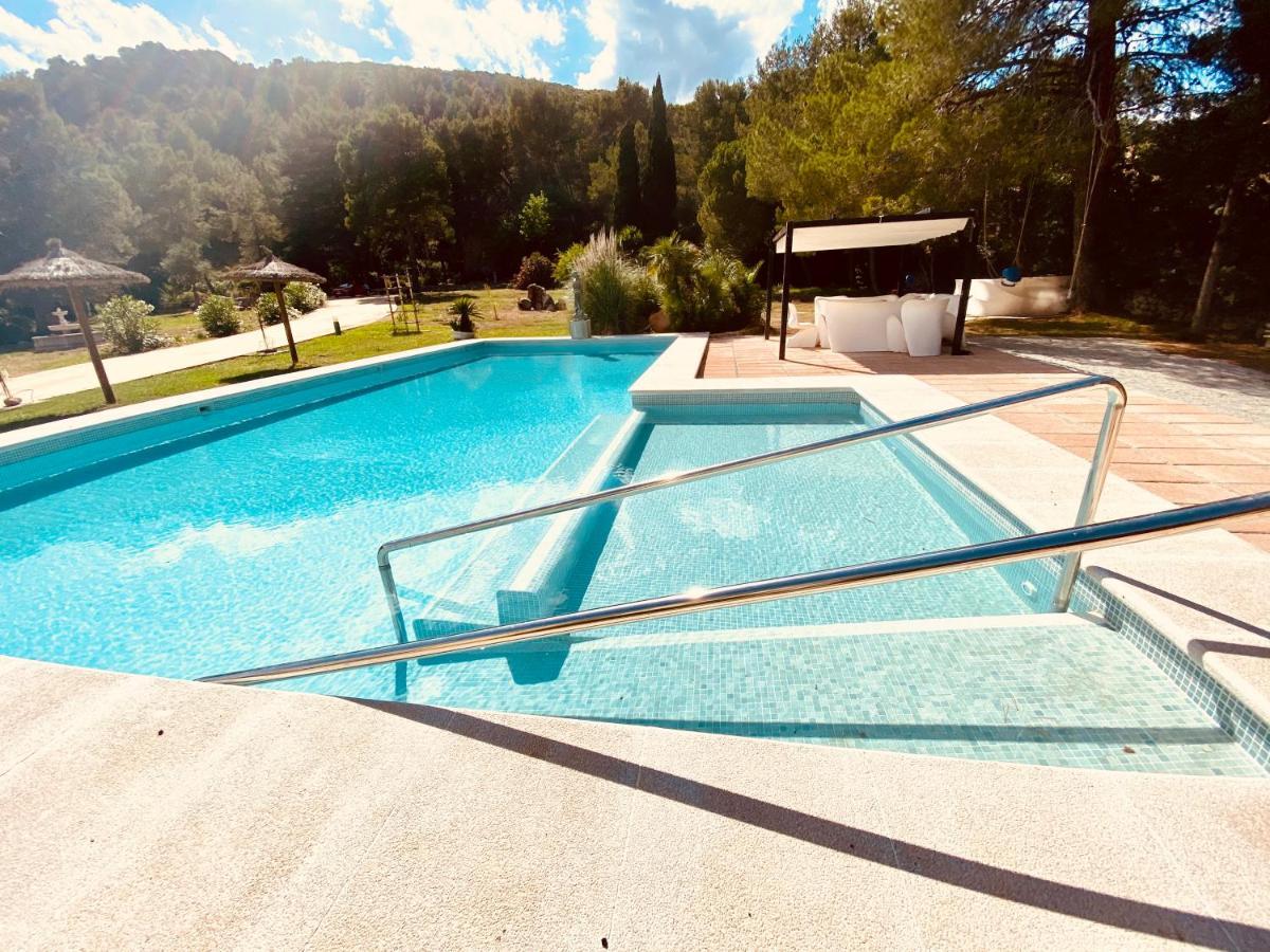Private Villas Puerto Pollensa For Family Groups, Private Mountain Ideal For Runners, Trailers, Hikers, It Is Approximately 3 Minute Walk From The Beach Exterior foto