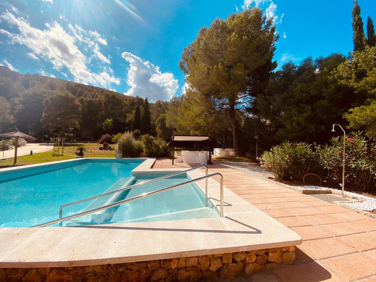 Private Villas Puerto Pollensa For Family Groups, Private Mountain Ideal For Runners, Trailers, Hikers, It Is Approximately 3 Minute Walk From The Beach Exterior foto